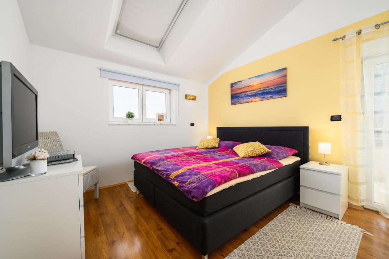 Kaštelir Villa Elisa מראה חיצוני תמונה